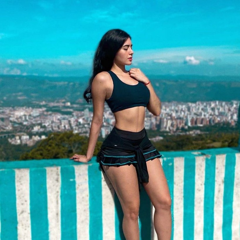Hot Venezuelan women
